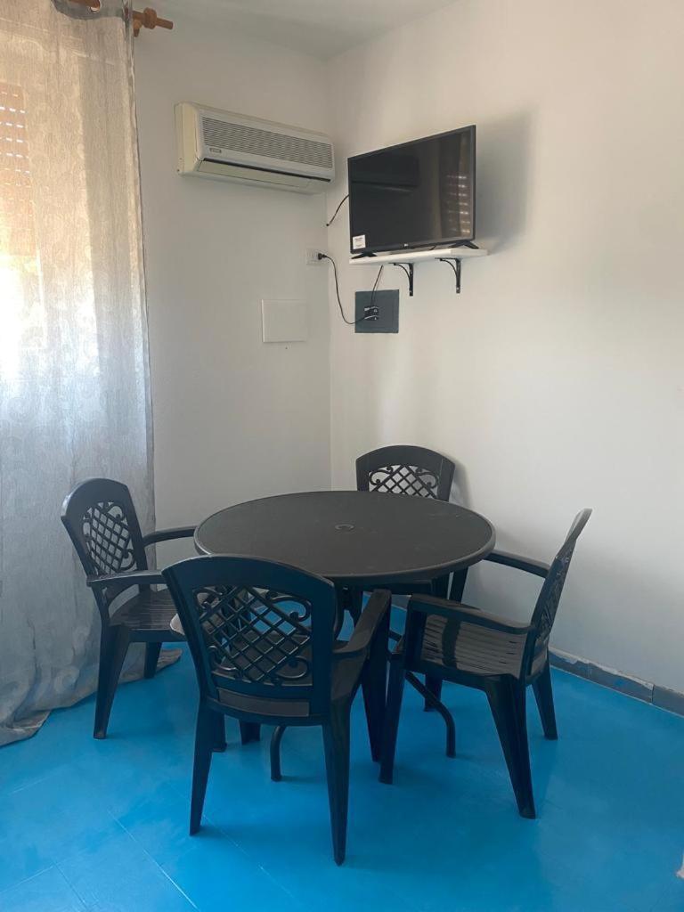 Le Stanze Del Mare Apart otel Golfo Aranci Oda fotoğraf