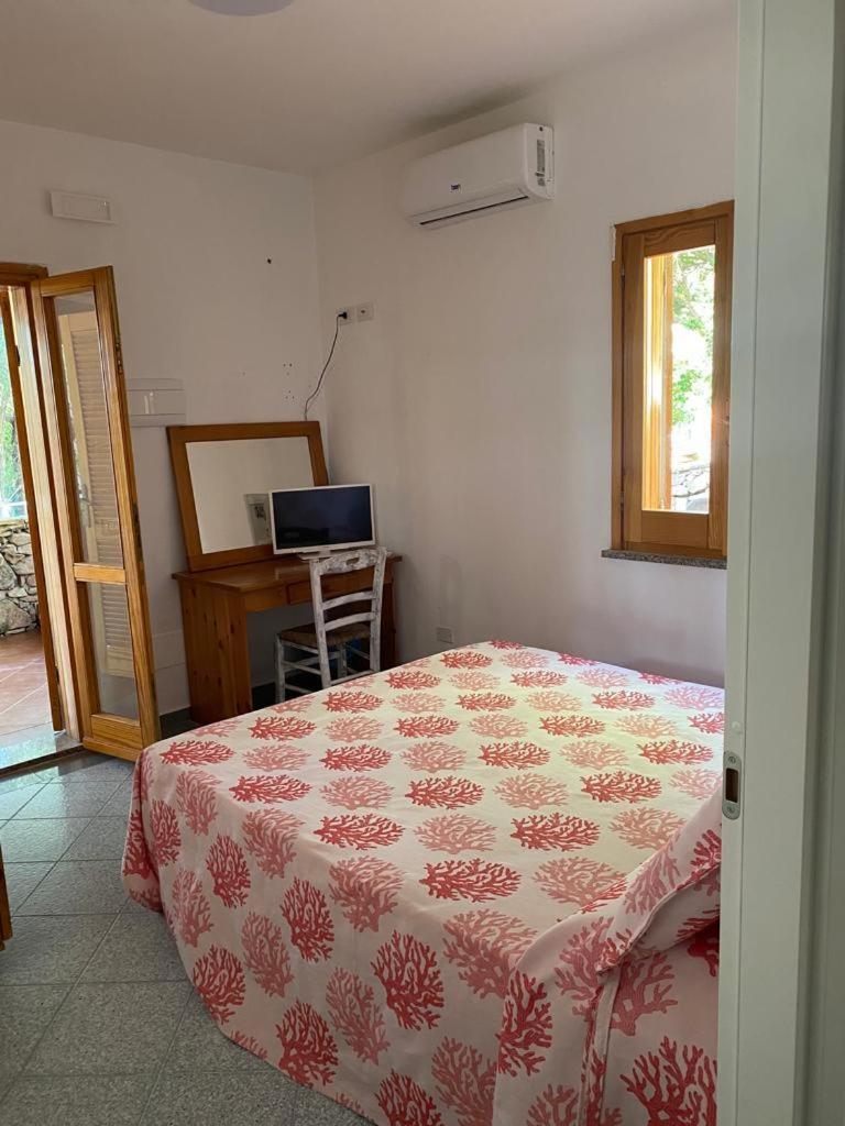 Le Stanze Del Mare Apart otel Golfo Aranci Oda fotoğraf