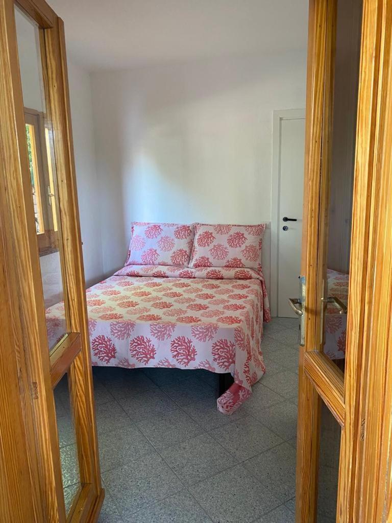 Le Stanze Del Mare Apart otel Golfo Aranci Oda fotoğraf
